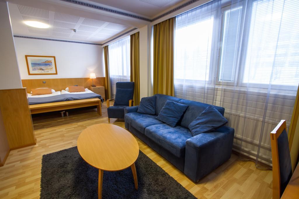 Economy Hotel Savonia Kuopio Habitación foto